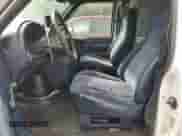 2000 Chevrolet Astro Cargo с VIN 1GCDL19W8YB132641, выставлен на аукционе Copart как лот 72100134 с пробегом Не указан миль и Чистый • Clean title. История ставок и продаж доступна на DreamBid. Изображение 7.