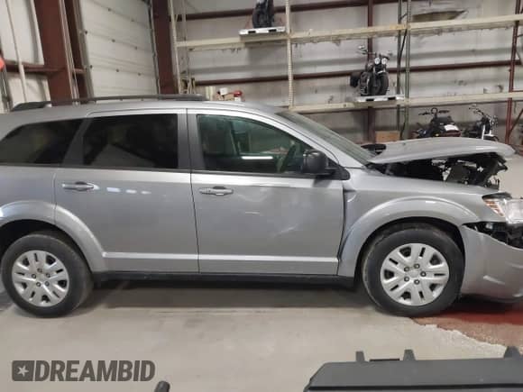 2018 Dodge Journey SE с VIN 3C4PDCAB1JT382550, выставлен на аукционе IAAI как лот 41792895 с пробегом 27 593 миль миль и . История ставок и продаж доступна на DreamBid. Изображение 14.