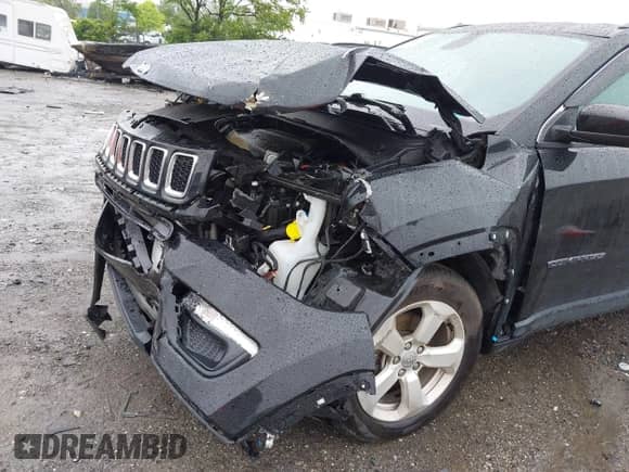 2021 Jeep Compass Altitude with VIN 3C4NJCBB7MT592525, listed as a IAAI auction lot 42262301 with 64,489 mi miles and . Bid and sale history available at DreamBid. Image 6.