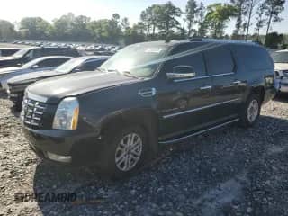 2011 Cadillac Escalade ESV Luxury с VIN 1GYS3HEF9BR222976, выставлен на аукционе Copart как лот 52559515 с пробегом 251 493 миль миль и Чистый • Clean title. История ставок и продаж доступна на DreamBid. Изображение 1.