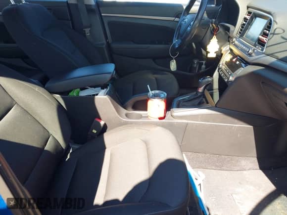 2017 Hyundai Elantra Value Edition with VIN KMHD84LF6HU302359, listed as a IAAI auction lot 41859306 with 118,392 mi miles and . Bid and sale history available at DreamBid. Image 5.