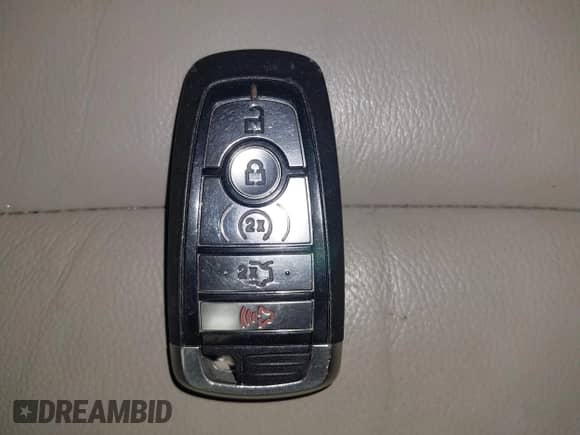 2018 Ford Explorer XLT с VIN 1FM5K7D89JGA54488, выставлен на аукционе IAAI как лот 42558280 с пробегом 56 106 миль миль и . История ставок и продаж доступна на DreamBid. Изображение 11.