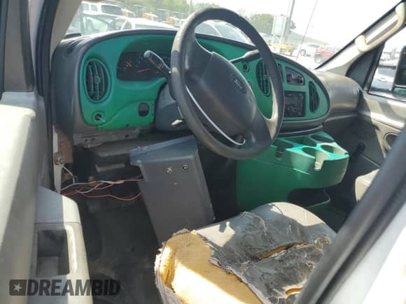 2007 Ford Econoline Cargo Commercial с VIN 1FTNE24W77DB39045, выставлен на аукционе Copart как лот 81669135 с пробегом 214 305 миль миль и Чистый • Clean title. История ставок и продаж доступна на DreamBid. Изображение 8.