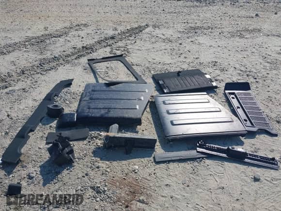 2024 Jeep Wrangler Sport S с VIN 1C4PJXDN5RW104522, выставлен на аукционе IAAI как лот 42564750 с пробегом 24 288 миль миль и . История ставок и продаж доступна на DreamBid. Изображение 11.