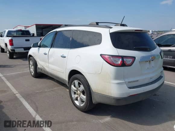 2017 Chevrolet Traverse LT с VIN 1GNKRGKD2HJ316777, выставлен на аукционе IAAI как лот 43057874 с пробегом 66 450 миль миль и . История ставок и продаж доступна на DreamBid. Изображение 3.