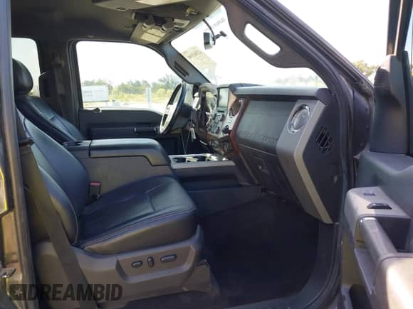 2016 Ford F-250 Lariat with VIN 1FT7W2BT9GEA97986, listed as a IAAI auction lot 43363160 with 151,190 mi miles and . Bid and sale history available at DreamBid. Image 5.