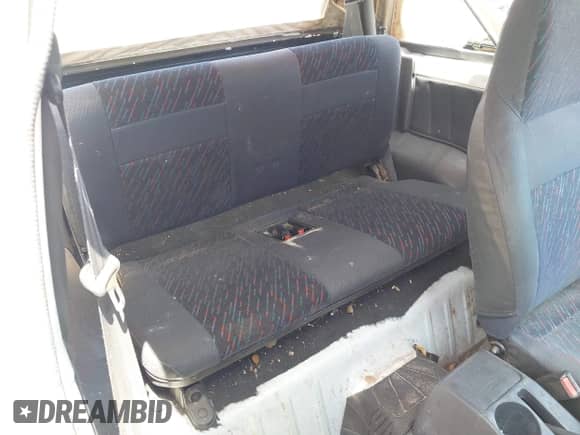 1996 Chevrolet Tracker с VIN 2CNBE1862T6948982, выставлен на аукционе IAAI как лот 42719225 с пробегом 257 760 миль миль и . История ставок и продаж доступна на DreamBid. Изображение 8.