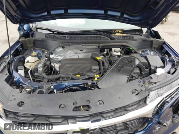 2024 Chevrolet Trax LS with VIN KL77LFE21RC136231, listed as a IAAI auction lot 43346959 with 9,395 mi miles and . Bid and sale history available at DreamBid. Image 10.