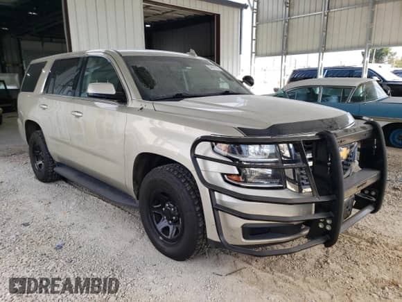 2017 Chevrolet Tahoe Commercial with VIN 1GNSKDEC8HR247469, listed as a Copart auction lot 84891855 with 204,956 mi miles and Clean title. Bid and sale history available at DreamBid. Image 4.