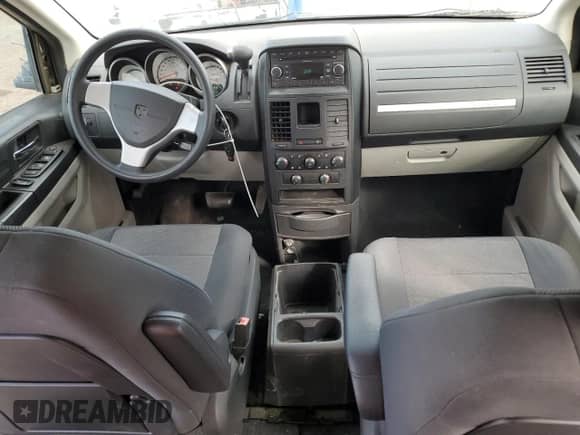 2008 Dodge Grand Caravan SE z VIN 1D8HN44H28B120606, wystawiony jako Copart lot #87397355 z przebiegiem 119 772 mil mil oraz Szkoda całkowita • Salvage title. Historia ofert i sprzedaży dostępna na DreamBid. Obrazek 8.