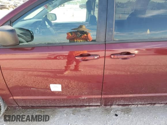 2018 Dodge Grand Caravan SE с VIN 2C4RDGBG4JR273108, выставлен на аукционе Copart как лот 78760504 с пробегом Не указан миль и На запчасти • Non repairable. История ставок и продаж доступна на DreamBid. Изображение 13.