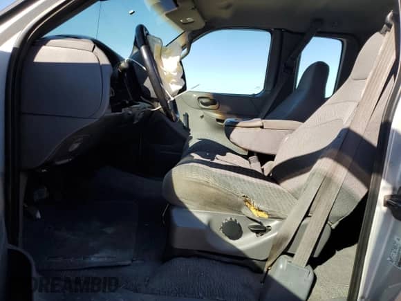 2001 Ford F-150 XL с VIN 1FTZX17231NA36253, выставлен на аукционе Copart как лот 85595575 с пробегом 203 731 миль миль и Списание • Salvage title. История ставок и продаж доступна на DreamBid. Изображение 7.