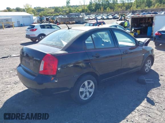 2010 Hyundai Accent GLS с VIN KMHCN4AC7AU404868, выставлен на аукционе IAAI как лот 43352092 с пробегом 120 247 миль миль и . История ставок и продаж доступна на DreamBid. Изображение 4.