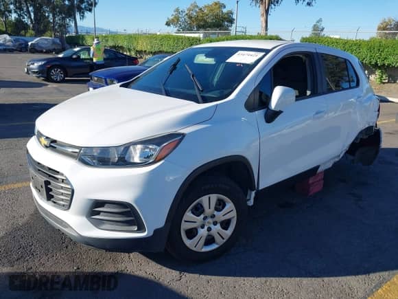 2017 Chevrolet Trax LS с VIN 3GNCJKSB3HL206150, выставлен на аукционе IAAI как лот 43474421 с пробегом 87 815 миль миль и . История ставок и продаж доступна на DreamBid. Изображение 2.