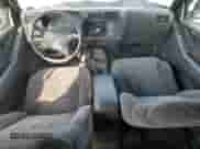 1995 Chevrolet Blazer z VIN 1GNDT13W6S2171395, wystawiony jako Copart lot #65632595 z przebiegiem 156 605 mil mil oraz Szkoda całkowita • Salvage title. Historia ofert i sprzedaży dostępna na DreamBid. Obrazek 8.