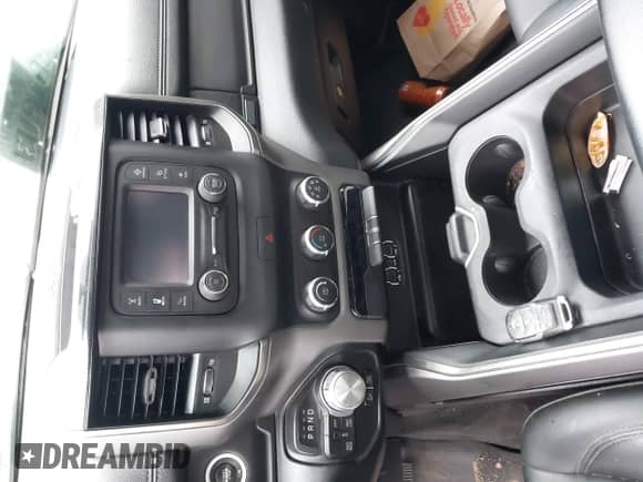 2020 Ram 1500 Rebel with VIN 1C6SRFET1LN281180, listed as a IAAI auction lot 42444524 with 176,192 mi miles and . Bid and sale history available at DreamBid. Image 11.