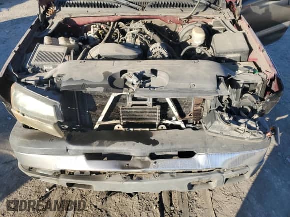 2005 Chevrolet Silverado 1500 z VIN 1GCEC14T45Z271864, wystawiony jako Copart lot #84507104 z przebiegiem 191 813 mil mil oraz Szkoda całkowita • Salvage title. Historia ofert i sprzedaży dostępna na DreamBid. Obrazek 11.