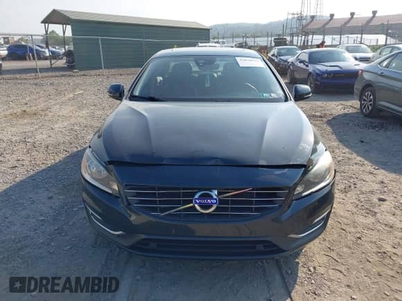 2015 Volvo S60 T5 Premier с VIN YV1612TK3F2363609, выставлен на аукционе IAAI как лот 42878515 с пробегом 85 058 миль миль и . История ставок и продаж доступна на DreamBid. Изображение 12.