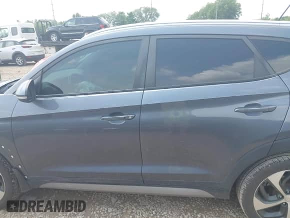 2017 Hyundai Tucson Limited z VIN KM8J3CA24HU268949, wystawiony jako IAAI lot #42769169 z przebiegiem 146 114 mil mil oraz . Historia ofert i sprzedaży dostępna na DreamBid. Obrazek 15.