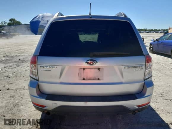 2013 Subaru Forester X Premium z VIN JF2SHADC9DH419808, wystawiony jako Copart lot #90798665 z przebiegiem 142 722 mil mil oraz Czysty tytuł • Clean title. Historia ofert i sprzedaży dostępna na DreamBid. Obrazek 6.