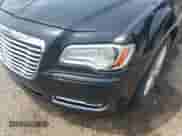2014 Chrysler 300 с VIN 2C3CCARG4EH384561, выставлен на аукционе IAAI как лот 42888987 с пробегом 326 816 миль миль и . История ставок и продаж доступна на DreamBid. Изображение 20.