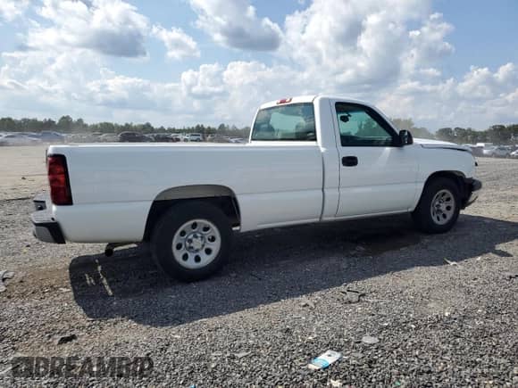 2007 Chevrolet Silverado 1500 Work Truck with VIN 1GCEC14X87Z171935, listed as a Copart auction lot 68707425 with 155,427 mi miles and Salvage title. Bid and sale history available at DreamBid. Image 3.