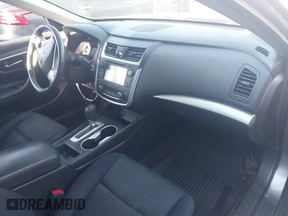 2016 Nissan Altima S with VIN 1N4AL3AP6GC169222, listed as a IAAI auction lot 43116677 with 105,568 mi miles and . Bid and sale history available at DreamBid. Image 5.