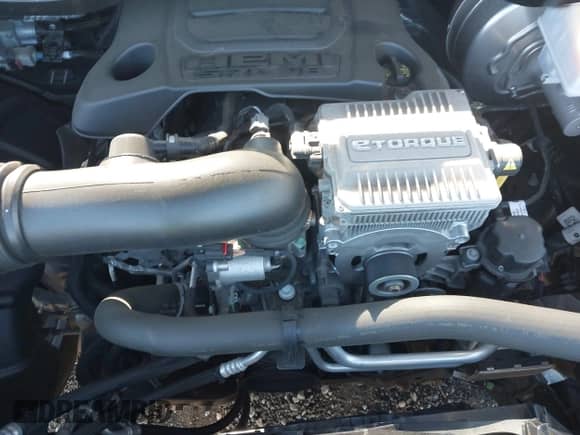 2022 Ram 1500 Laramie z VIN 1C6SRFJT3NN188430, wystawiony jako IAAI lot #43078067 z przebiegiem 26 073 mil mil oraz . Historia ofert i sprzedaży dostępna na DreamBid. Obrazek 10.