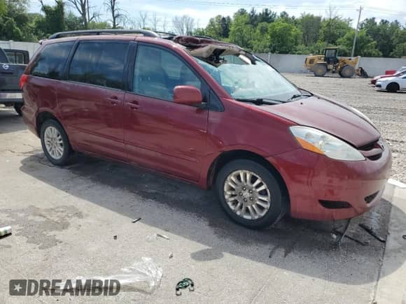 2010 Toyota Sienna XLE с VIN 5TDDK4CC9AS028466, выставлен на аукционе Copart как лот 67722755 с пробегом 166 938 миль миль и На запчасти • Non repairable. История ставок и продаж доступна на DreamBid. Изображение 4.
