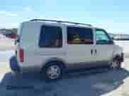 1999 Chevrolet Astro Cargo YF7 с VIN 1GBDM19W4XB142681, выставлен на аукционе IAAI как лот 41867860 с пробегом 207 581 миль миль и . История ставок и продаж доступна на DreamBid. Изображение 13.