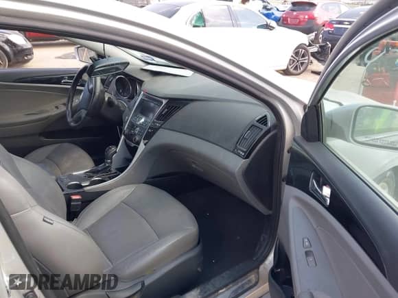 2011 Hyundai Sonata Limited с VIN 5NPEC4AC6BH061307, выставлен на аукционе IAAI как лот 43219766 с пробегом 129 330 миль миль и . История ставок и продаж доступна на DreamBid. Изображение 5.