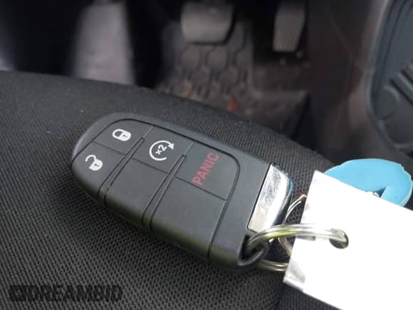 2017 Jeep Renegade Latitude с VIN ZACCJABB0HPG33280, выставлен на аукционе IAAI как лот 42525804 с пробегом 134 738 миль миль и . История ставок и продаж доступна на DreamBid. Изображение 11.
