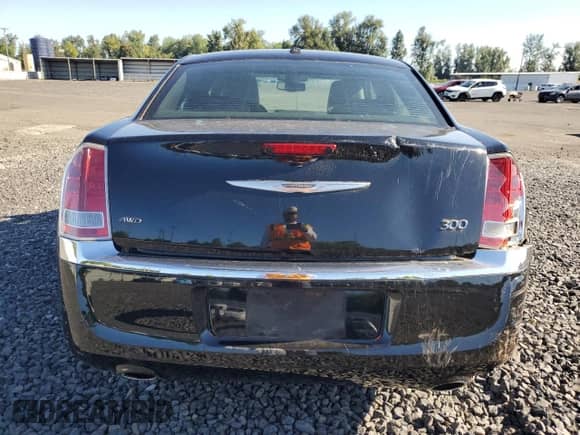2013 Chrysler 300 with VIN 2C3CCARG5DH602747, listed as a Copart auction lot 68089455 with 58,636 mi miles and Salvage title. Bid and sale history available at DreamBid. Image 6.