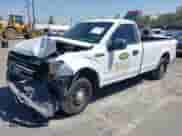 2018 Ford F-150 XL z VIN 1FTMF1CB2JKC34648, wystawiony jako IAAI lot #43102300 z przebiegiem 85 064 mil mil oraz . Historia ofert i sprzedaży dostępna na DreamBid. Obrazek 2.