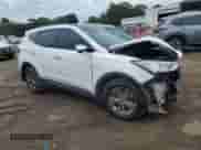 2015 Hyundai Santa Fe с VIN 5XYZU3LB6FG247486, выставлен на аукционе Copart как лот 84254995 с пробегом 109 762 миль миль и Списание • Salvage title. История ставок и продаж доступна на DreamBid. Изображение 4.