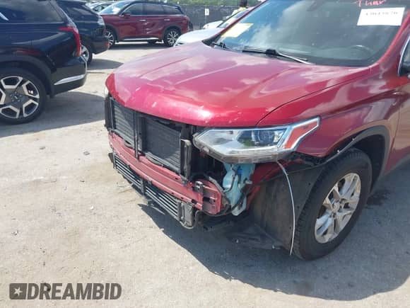 2018 Chevrolet Traverse LT Cloth z VIN 1GNERGKW2JJ266905, wystawiony jako IAAI lot #43043870 z przebiegiem 145 010 mil mil oraz . Historia ofert i sprzedaży dostępna na DreamBid. Obrazek 6.