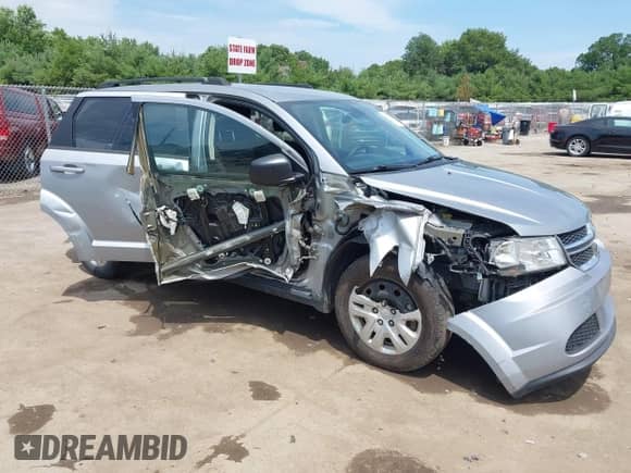 2020 Dodge Journey SE Value with VIN 3C4PDCABXLT237199, listed as a IAAI auction lot 42711626 with 145,090 mi miles and . Bid and sale history available at DreamBid. Image 1.