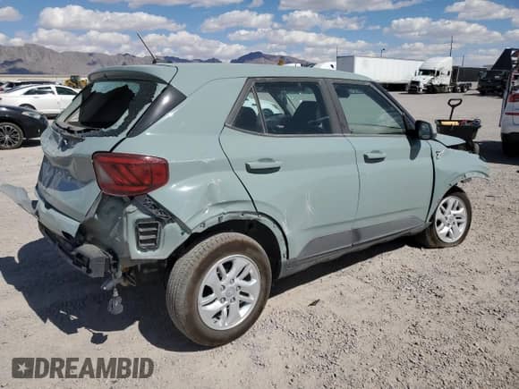 2025 Hyundai Venue SE with VIN KMHRB8A32SU361259, listed as a Copart auction lot 55302375 with 702 mi miles and Salvage title. Bid and sale history available at DreamBid. Image 3.