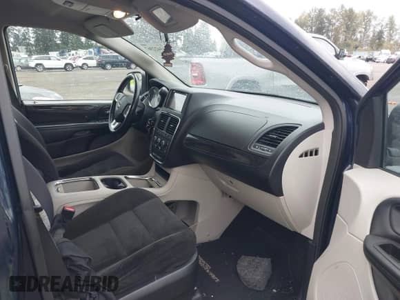 2014 Dodge Grand Caravan SXT 30th Anniversary with VIN 2C4RDGCG4ER265580, listed as a IAAI auction lot 43422367 with 173,640 mi miles and . Bid and sale history available at DreamBid. Image 5.