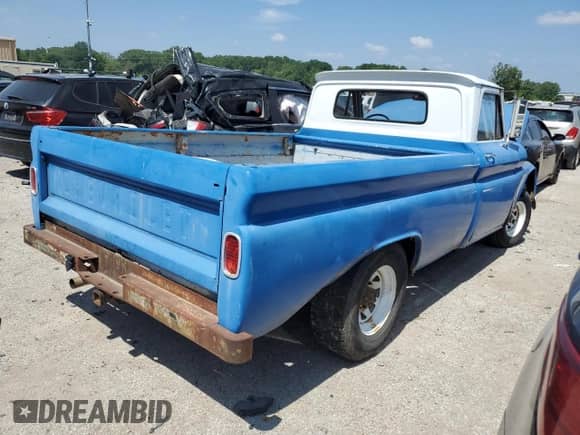 1964 Chevrolet Silverado 2500 с VIN 4C254H118852, выставлен на аукционе Copart как лот 61397894 с пробегом 20 241 миль миль и На запчасти • Non repairable. История ставок и продаж доступна на DreamBid. Изображение 3.