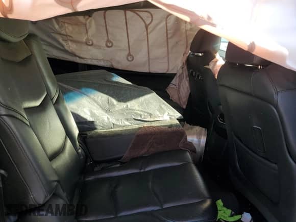 2019 Cadillac Escalade ESV Luxury z VIN 1GYS4HKJ3KR136780, wystawiony jako Copart lot #52337735 z przebiegiem Nie podano mil oraz Szkoda całkowita • Salvage title. Historia ofert i sprzedaży dostępna na DreamBid. Obrazek 12.