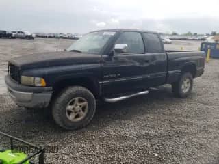 1997 Dodge 1500 with VIN 3B7HF13Y2VG707564, listed as a Copart auction lot 56471825 with 305,015 mi miles and Salvage title. Bid and sale history available at DreamBid. Image 1.