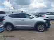 2017 Hyundai Tucson SE с VIN KM8J3CA47HU475398, выставлен на аукционе IAAI как лот 42907586 с пробегом 69 136 миль миль и . История ставок и продаж доступна на DreamBid. Изображение 14.