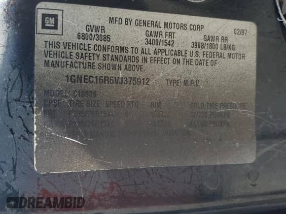 1997 Chevrolet Suburban с VIN 1GNEC16R6VJ375912, выставлен на аукционе Copart как лот 46957475 с пробегом 252 367 миль миль и Списание • Salvage title. История ставок и продаж доступна на DreamBid. Изображение 16.
