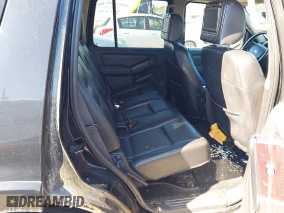 2008 Ford Explorer Limited z VIN 1FMEU75E18UA35900, wystawiony jako IAAI lot #42797724 z przebiegiem 239 251 mil mil oraz . Historia ofert i sprzedaży dostępna na DreamBid. Obrazek 8.