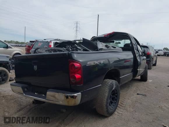 2007 Dodge 1500 ST z VIN 1D7HA16K07J532888, wystawiony jako IAAI lot #43418093 z przebiegiem Nie podano mil oraz . Historia ofert i sprzedaży dostępna na DreamBid. Obrazek 4.