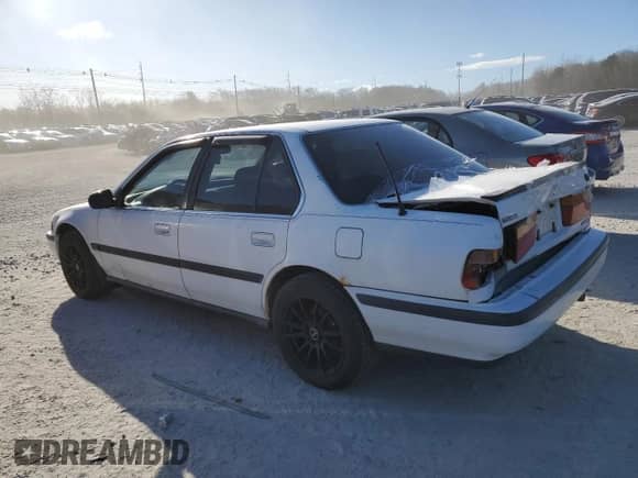 1990 Honda Accord LX z VIN JHMCB7653LC016309, wystawiony jako Copart lot #41487615 z przebiegiem 197 362 mil mil oraz Czysty tytuł • Clean title. Historia ofert i sprzedaży dostępna na DreamBid. Obrazek 2.