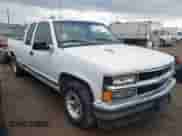 1997 Chevrolet Silverado 1500 with VIN 2GCEC19R9V1198951, listed as a IAAI auction lot 43413451 with 215,096 mi miles and . Bid and sale history available at DreamBid. Image 1.