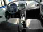 2016 Chevrolet Trax LS z VIN KL7CJNSB9GB600162, wystawiony jako Copart lot #84957555 z przebiegiem 126 687 mil mil oraz Szkoda całkowita • Salvage title. Historia ofert i sprzedaży dostępna na DreamBid. Obrazek 8.