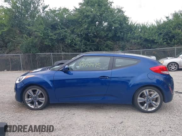 2016 Hyundai Veloster с VIN KMHTC6AD0GU266271, выставлен на аукционе IAAI как лот 43034475 с пробегом 98 565 миль миль и . История ставок и продаж доступна на DreamBid. Изображение 14.